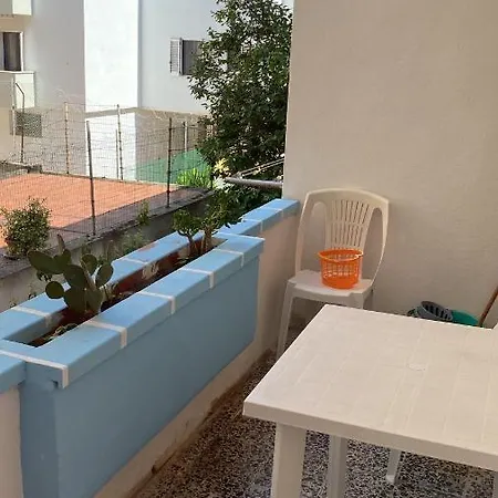 Cravellet 6 Apartment